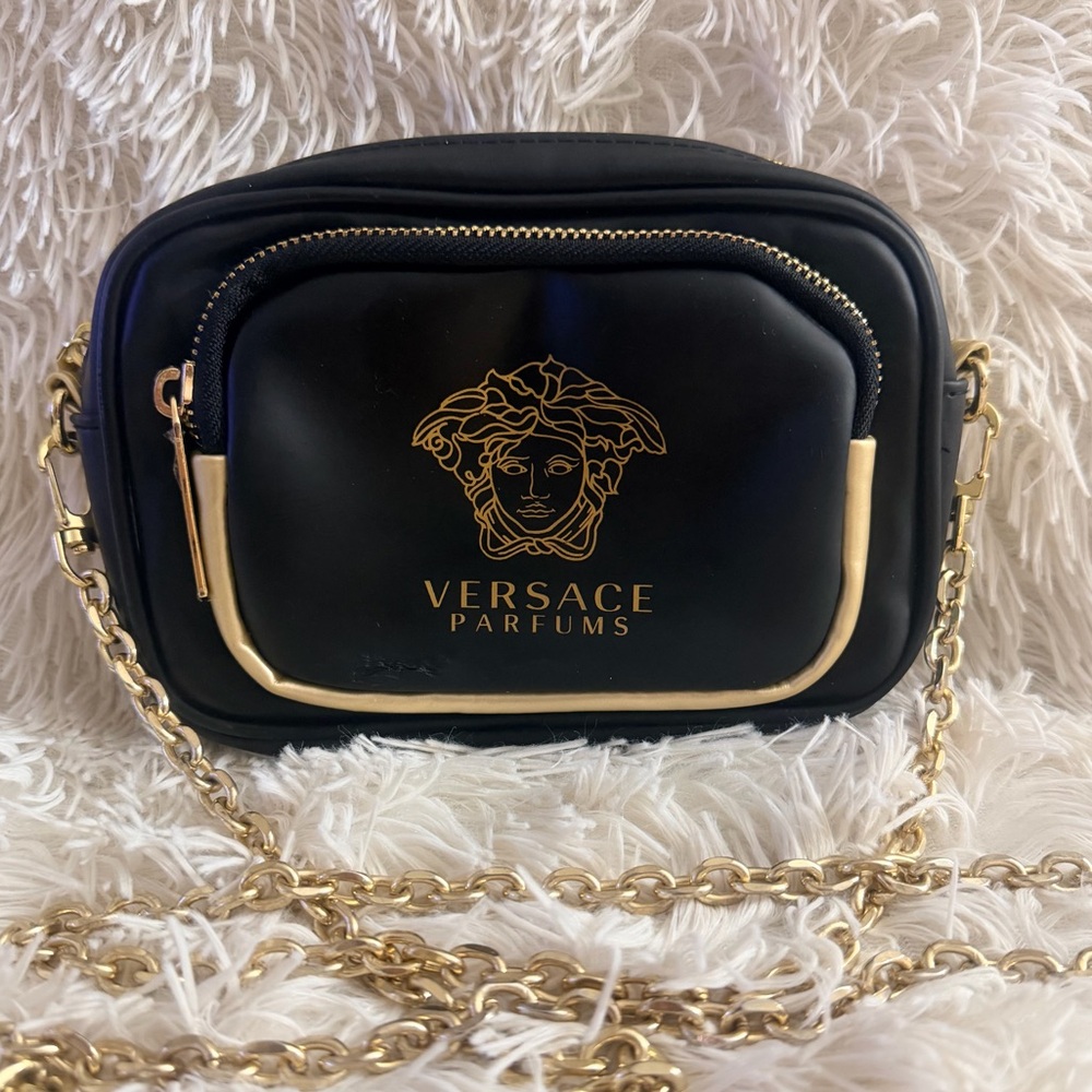 Versace Parfums Pouch To Crossbody Bag Handbag Gold Medusa Logo Chain Strap GWP